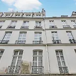 Apartment 1 Bedroom Center Of Paris By Studio Prestige