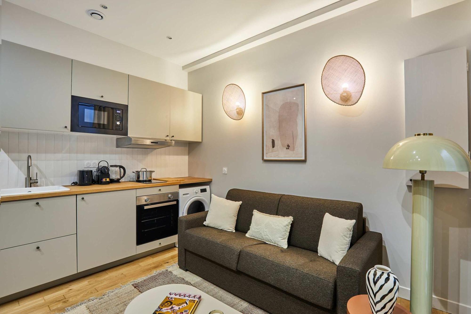 1 Bedroom Center Of By Prestige Paris
