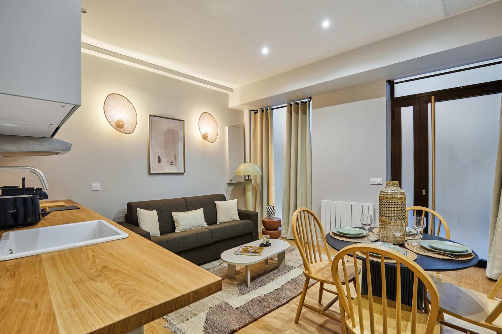 Apartment 1 Bedroom Center Of By Prestige *
